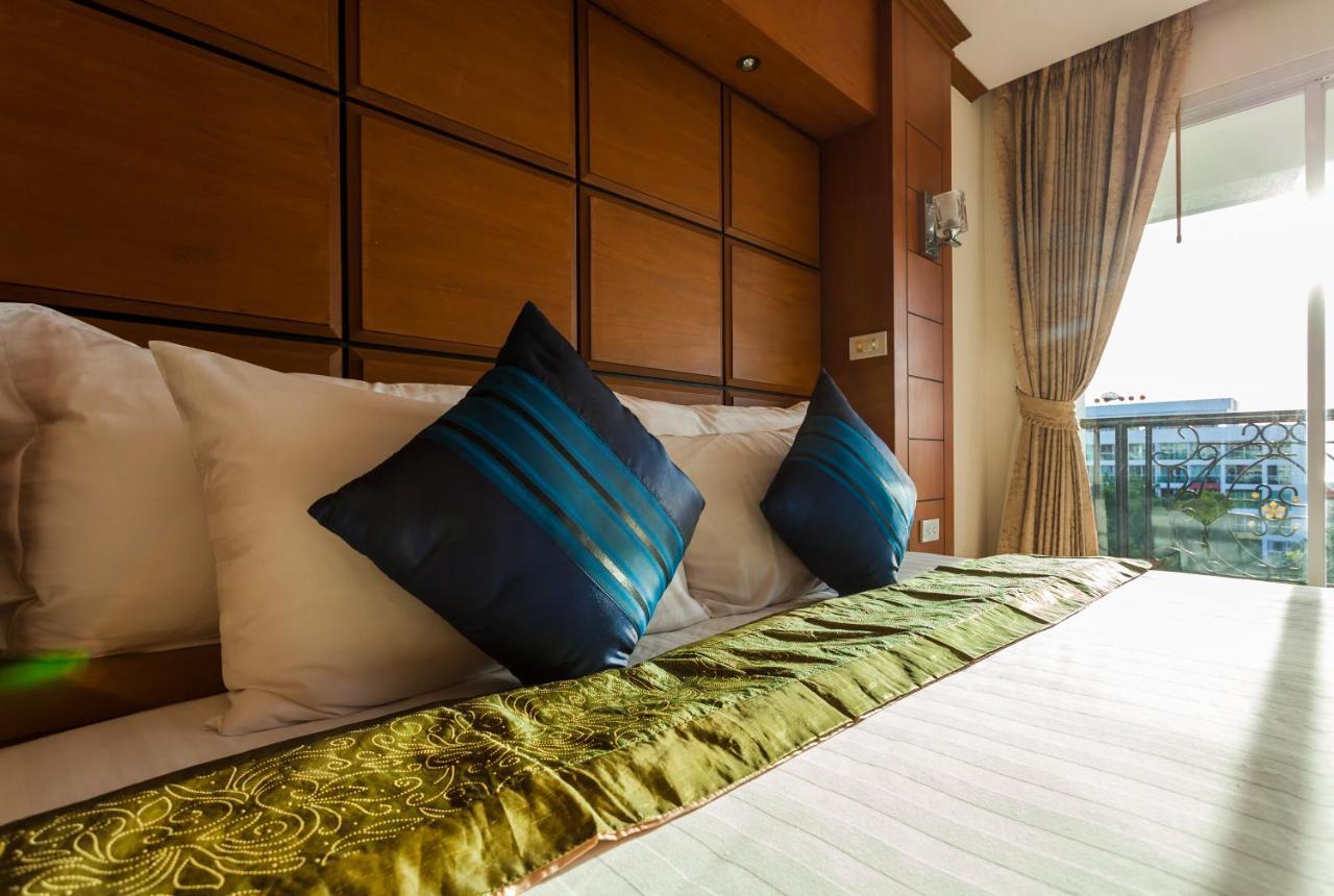 Tara Court Hotel Pattaya Exterior photo