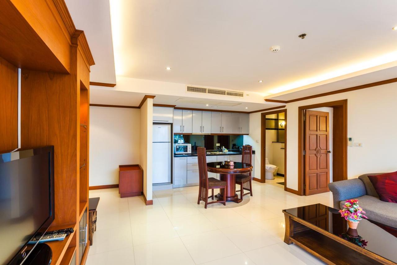 Tara Court Hotel Pattaya Exterior photo
