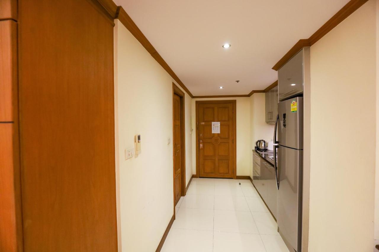 Tara Court Hotel Pattaya Exterior photo
